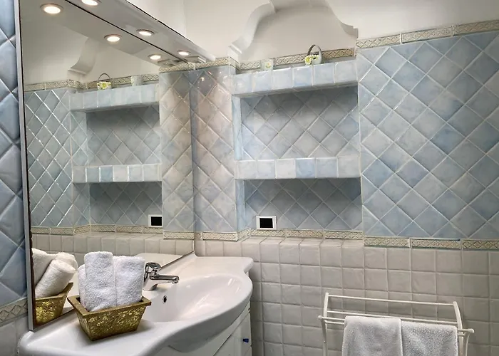 Teste Di Moro * Capri